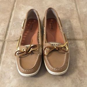 Sperrys Size 7